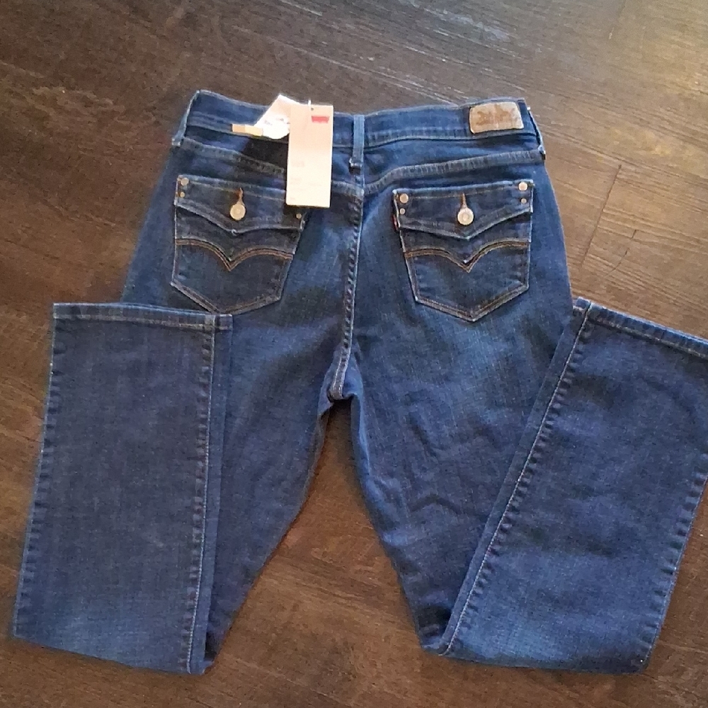 505 Levi's Women's Straight Leg Jeans
